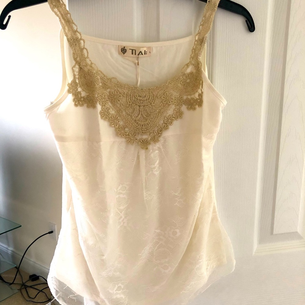 Lace tank top